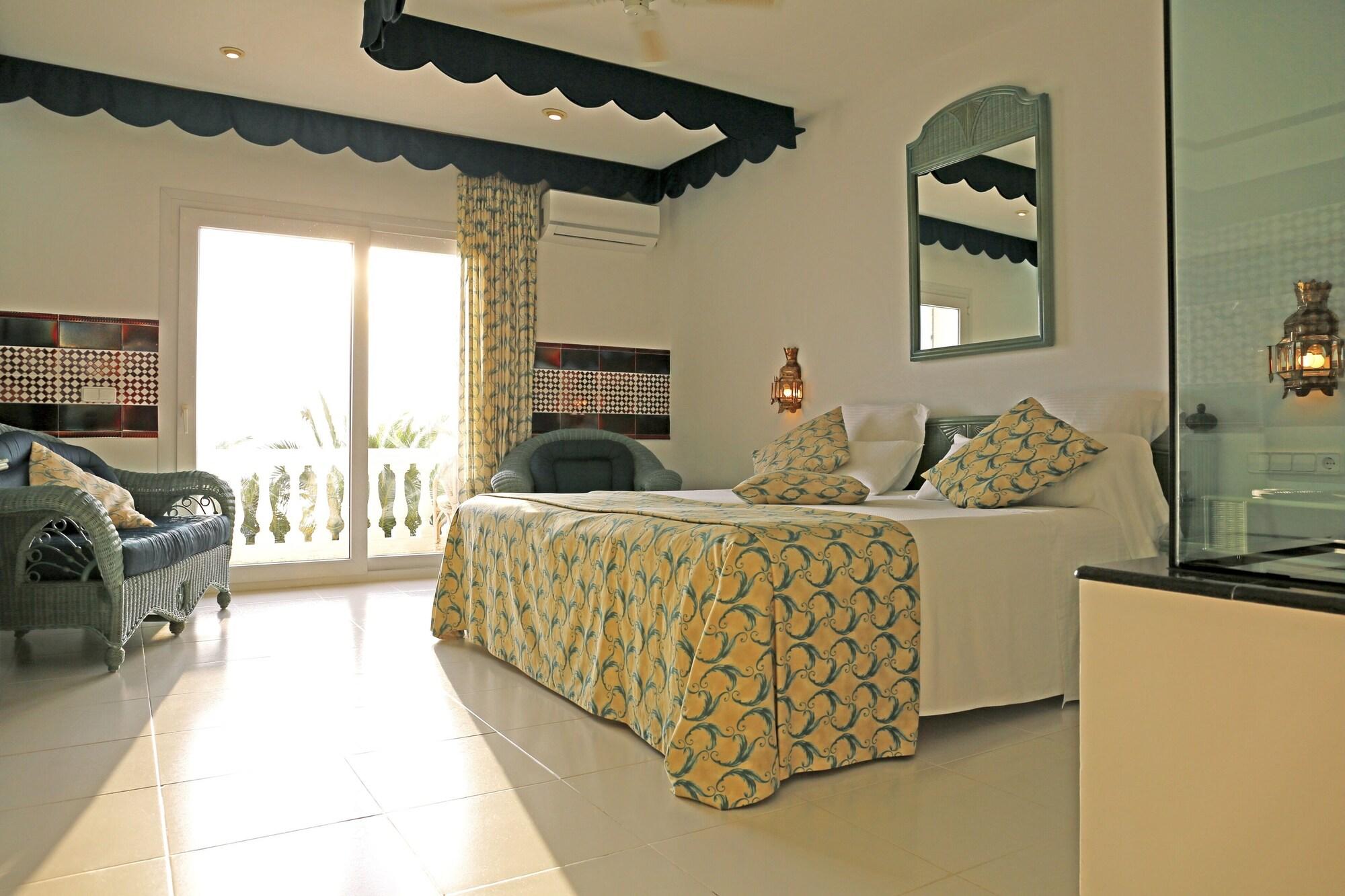 Hotel Vistabella Roses Ngoại thất bức ảnh